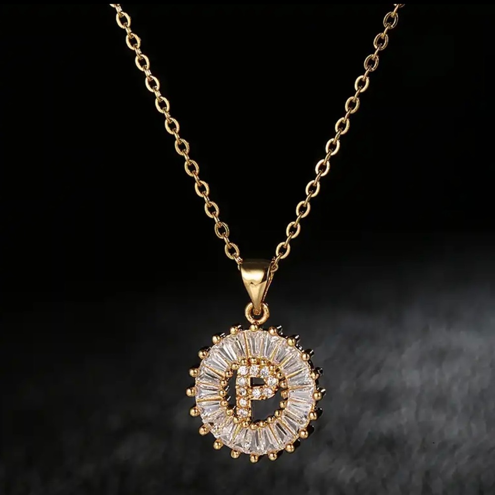 18K gold letter P AAA Zirconium necklace
